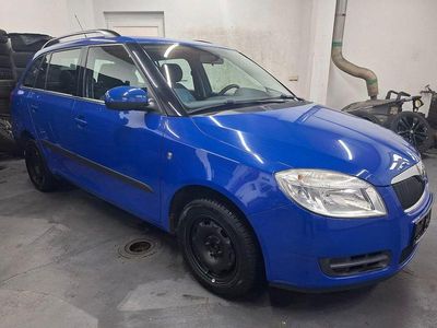 Gebraucht Skoda Fabia Ambiente 105 PS (77 kW) 2009 Blau Kombi