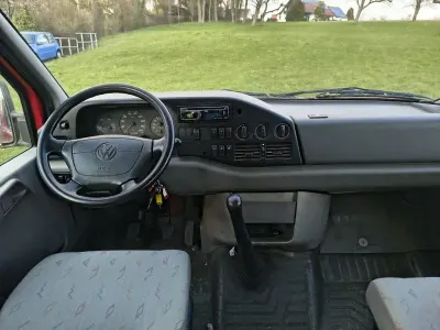 Gebraucht VW LT 102 PS (75 kW) 1998 Rot Van / Kleinbus