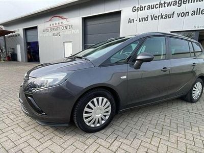 Gebraucht Opel Zafira Tourer Edition 120 PS (88 kW) 2012 Grau Van / Kleinbus