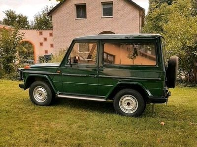Occasion Mercedes G300 88 ch (64 kW) 1982 Vert SUV