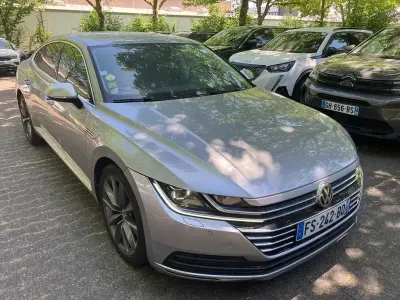 Gebraucht VW Arteon Elegance 190 PS (139 kW) 2020 Grau Limousine