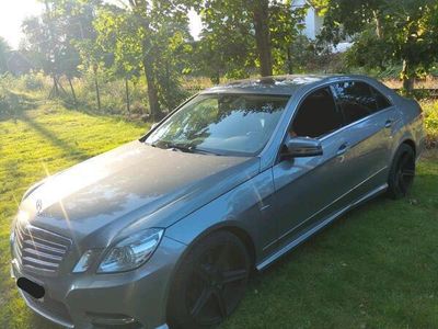 Mercedes E300