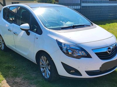 Second-hand Opel Meriva 120 CP (88 kW) 2012 Alb Monovolum