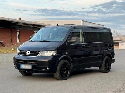 Second-hand VW T5 Highline 174 CP (127 kW) 2008 Negru Van