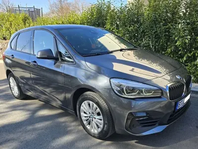 Gebraucht BMW 218 Active Tourer Advantage 140 PS (102 kW) 2021 Grau Van / Kleinbus