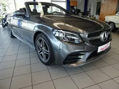 Gebraucht Mercedes C180 AMG 156 PS (114 kW) 2020 Grau Cabrio