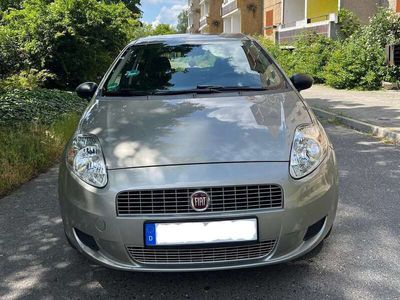 gebraucht Fiat Grande Punto 5-Türer 1.2 8V Dynamic