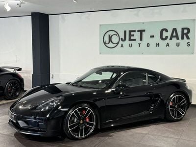 Porsche Cayman GTS