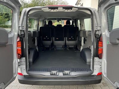 Neu VW T7 150 PS (110 kW) 2025 Stone grey Van