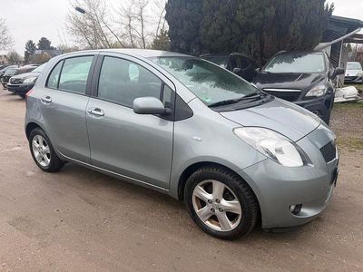 Gebraucht Toyota Yaris Executive 87 PS (63 kW) 2007 Silber Kleinwagen