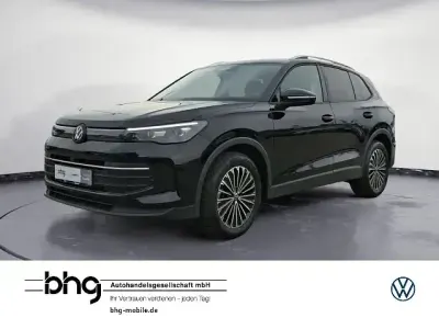 Gebraucht VW Tiguan Life 131 PS (96 kW) 2025 Schwarz SUV