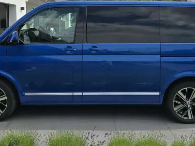 Gebraucht VW Multivan Highline 199 PS (146 kW) 2020 Blau Van / Kleinbus