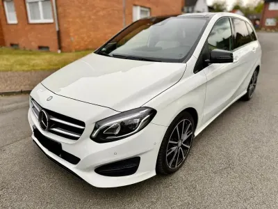 Gebraucht Mercedes B220 Urban 177 PS (130 kW) 2015 Weiß Kleinwagen