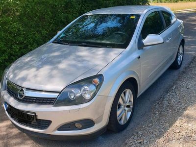Opel Astra GTC