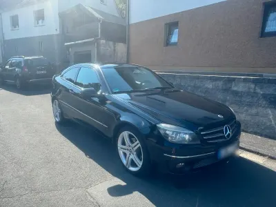 Gebraucht Mercedes CLC180 143 PS (105 kW) 2010 Schwarz Coupé