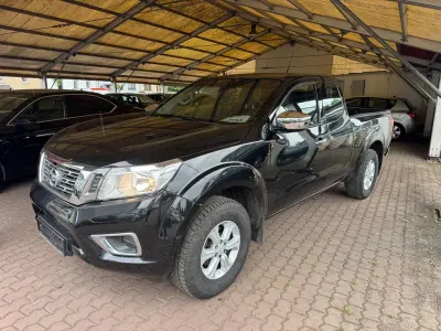 Gebraucht Nissan Navara Acenta 163 PS (119 kW) 2017 Schwarz Pickup