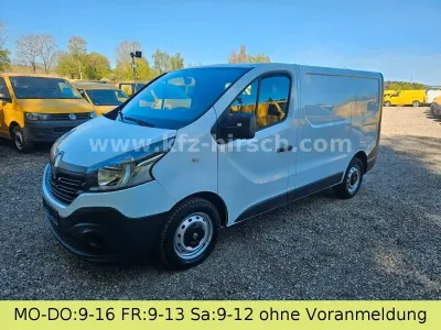 Gebraucht Renault Trafic Komfort 120 PS (88 kW) 2017 Gletscherweiss Van / Kleinbus