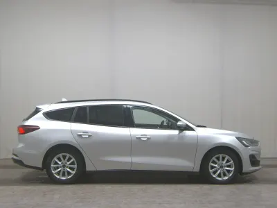 Gebraucht Ford Focus Cool & Connect 120 PS (88 kW) 2022 Silber
