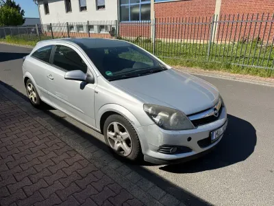 Brugt Opel Astra GTC Innovation 140 HK (102 kW) 2008 Sølv
