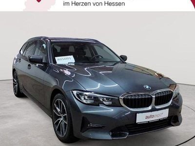 Grau Gebraucht 2020 BMW 318 Sport Line Kombi | 20.589 € (Fairer Preis)