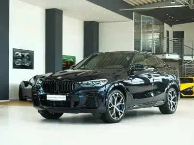 Gebraucht BMW X6 M50 Performance 530 PS (389 kW) 2022 Carbonschwarz metallic SUV