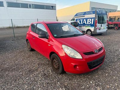 Rot Gebraucht 2009 Hyundai i20 Kleinwagen | 1.990 €