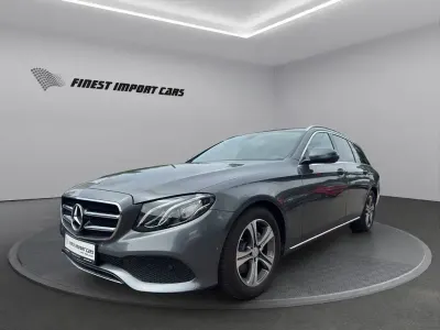 Usado Mercedes E220 194 CV (142 kW) 2019 Gris Berlina