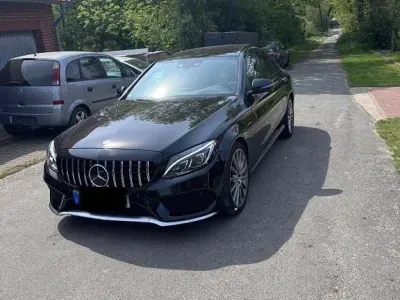 Używany Mercedes C43 AMG AMG 367 KM (269 kW) 2015 Czarny Sedan/Limuzyna