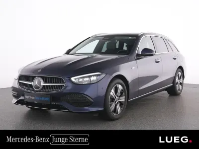Używany Mercedes C300e Avantgarde 204 KM (150 kW) 2025 Niebieski Sedan/Limuzyna