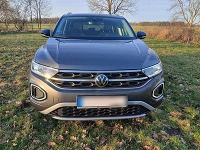 Grau Gebraucht 2024 VW T-Roc Style SUV | 26.750 € (Guter Preis)