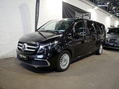 Gebraucht Mercedes V300 Avantgarde Edition 237 PS (174 kW) 2023 Schwarz Van / Kleinbus