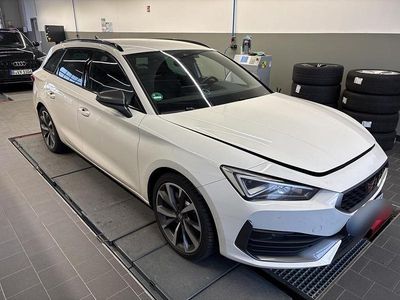Gebraucht Cupra Leon VZ 245 PS (180 kW) 2022 Weiß Kombi