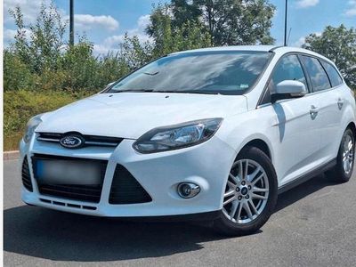 Usata Ford Focus Titanium 140 CV (102 kW) 2013 Bianco Station wagon