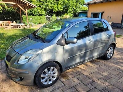 Gebraucht Toyota Yaris Sol 87 PS (63 kW) 2008 Silber Kleinwagen