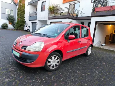 Gebraucht Renault Modus Expression 75 PS (55 kW) 2010 Rot Van / Kleinbus