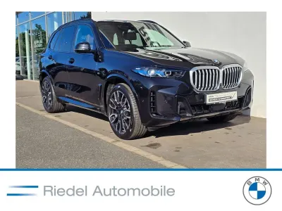 Gebraucht BMW X5 M Sport 381 PS (280 kW) 2025 Schwarz SUV