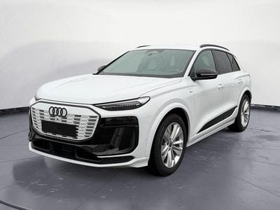 Neu Audi Q6 e-tron Performance 225 kW (306 PS) 2026 Weiß SUV