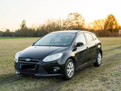 Gebraucht Ford Focus Trend 116 PS (85 kW) 2011 Schwarz Limousine
