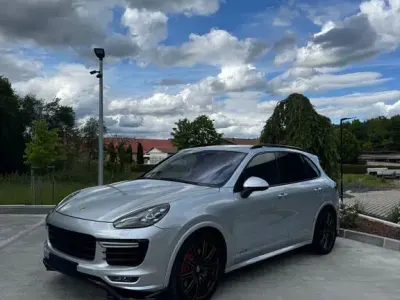 Gebraucht Porsche Cayenne GTS 441 PS (324 kW) 2016 Silber SUV