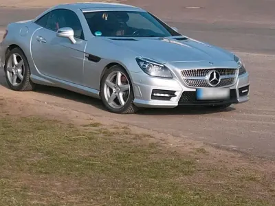 Gebraucht Mercedes SLK200 AMG line 200 PS (147 kW) 2011 Silber Cabrio
