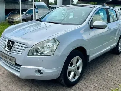 Gebraucht Nissan Qashqai Tekna 142 PS (104 kW) 2008 Silber SUV