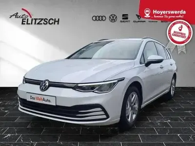 Gebraucht VW Golf VIII Life 110 PS (80 kW) 2021 Weiß Kombi