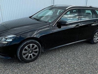 Mercedes E220