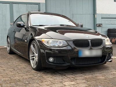 Gebraucht BMW 320 M Sport 170 PS (125 kW) 2011 Schwarz Coupé