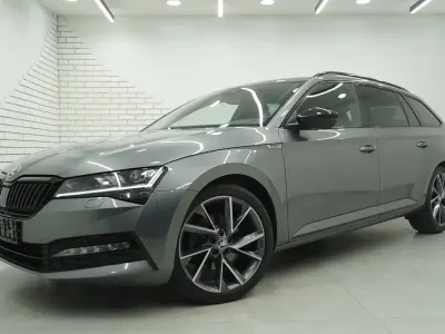 Gebraucht Skoda Superb SportLine 190 PS (139 kW) 2023 Grau Limousine