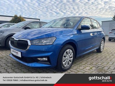 Blau Neu 2025 Skoda Fabia Selection Limousine | 21.990 € (Guter Preis)