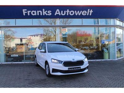 Gebraucht Skoda Fabia Active 65 PS (47 kW) 2022 Sonderlackierung candyweiss uni Kleinwagen