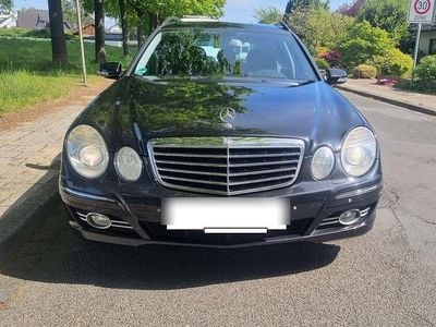 Mercedes E200