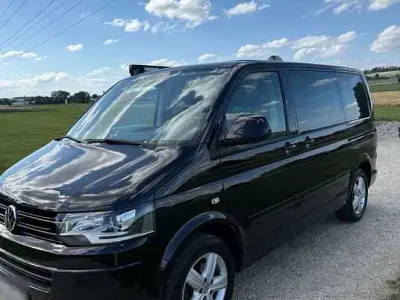 Gebraucht VW Multivan Highline 140 PS (102 kW) 2015 Schwarz Van / Kleinbus