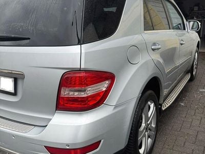 Mercedes ML300